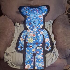 The Rug Company Blue Floral Bear rug